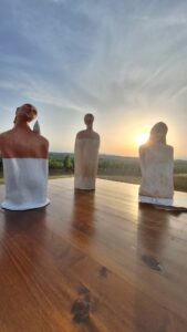 Arte contemporanea e vino nel paesaggio di Vinci